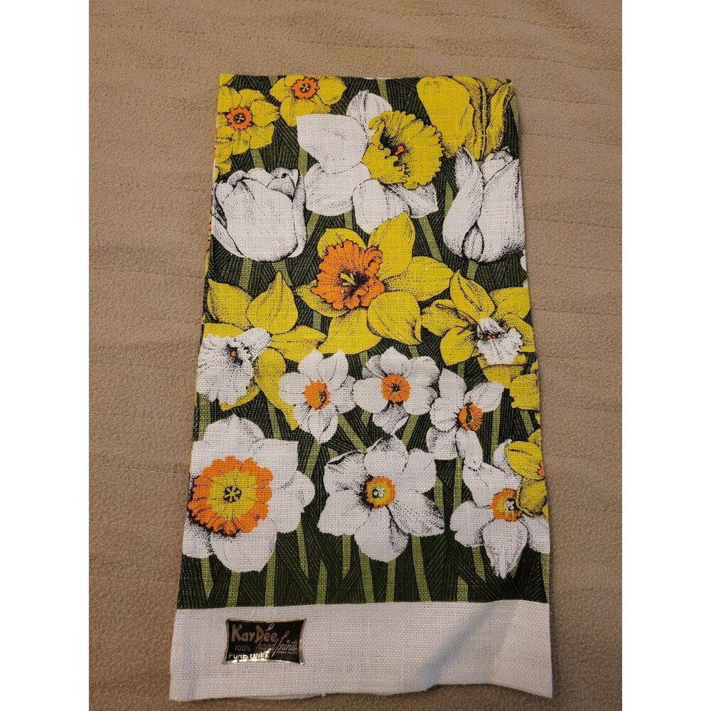 Vtg Daffodils Linen Kitchen Towel by Kay Dee Handprints Hope Valley RI Foil Tag